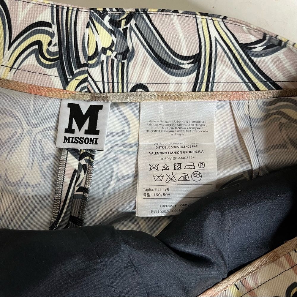 M MISSONI Shorts Black Grey Cream Pattern Flat Front Womens Size 38 US Size 2 - Picture 7 of 10